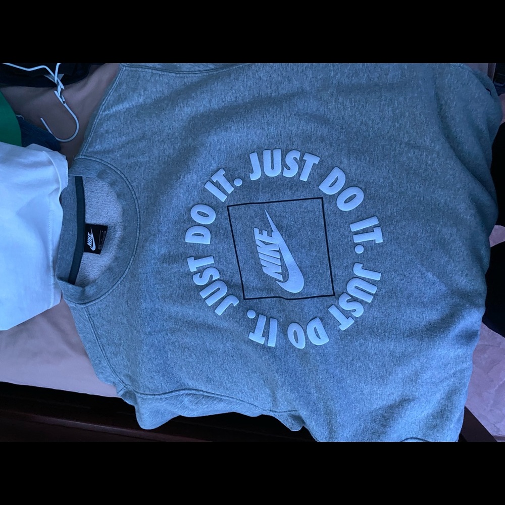 nike long sleeve